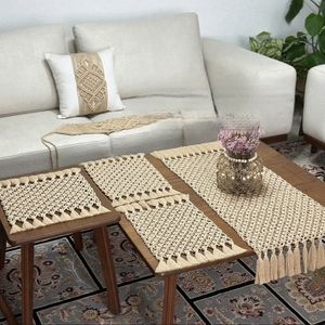 مجموعه 4 عددی رومیزی مکرومه بافی