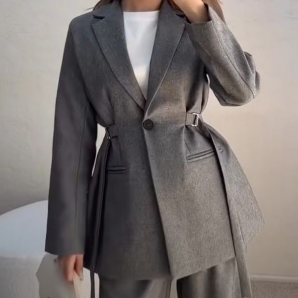 کت و شلوار زنانه