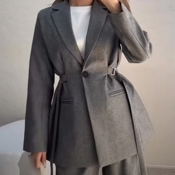 کت و شلوار زنانه