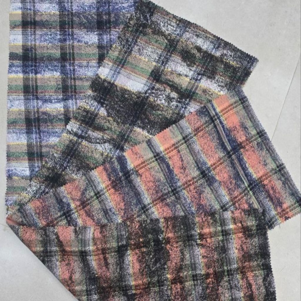 مشخصات پارچه چهارخانه پشمی