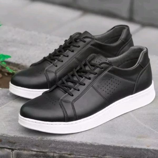 کفش اسپرت مردانه مدل دایان