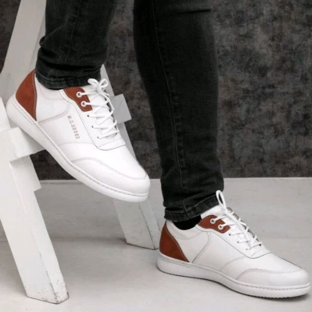 خرید انلاین کفش اسپرت مردانه مدل وگاس بندی