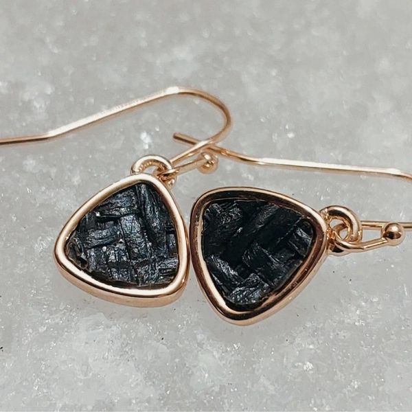 گوشواره زنانه طرح آویز مثلثی - accessory_vay - Gosh 003