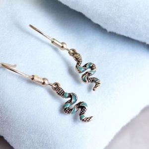 خرید اینترنتی گوشواره آویز زنانه طرح مار - accessory_vay - Gosh 005