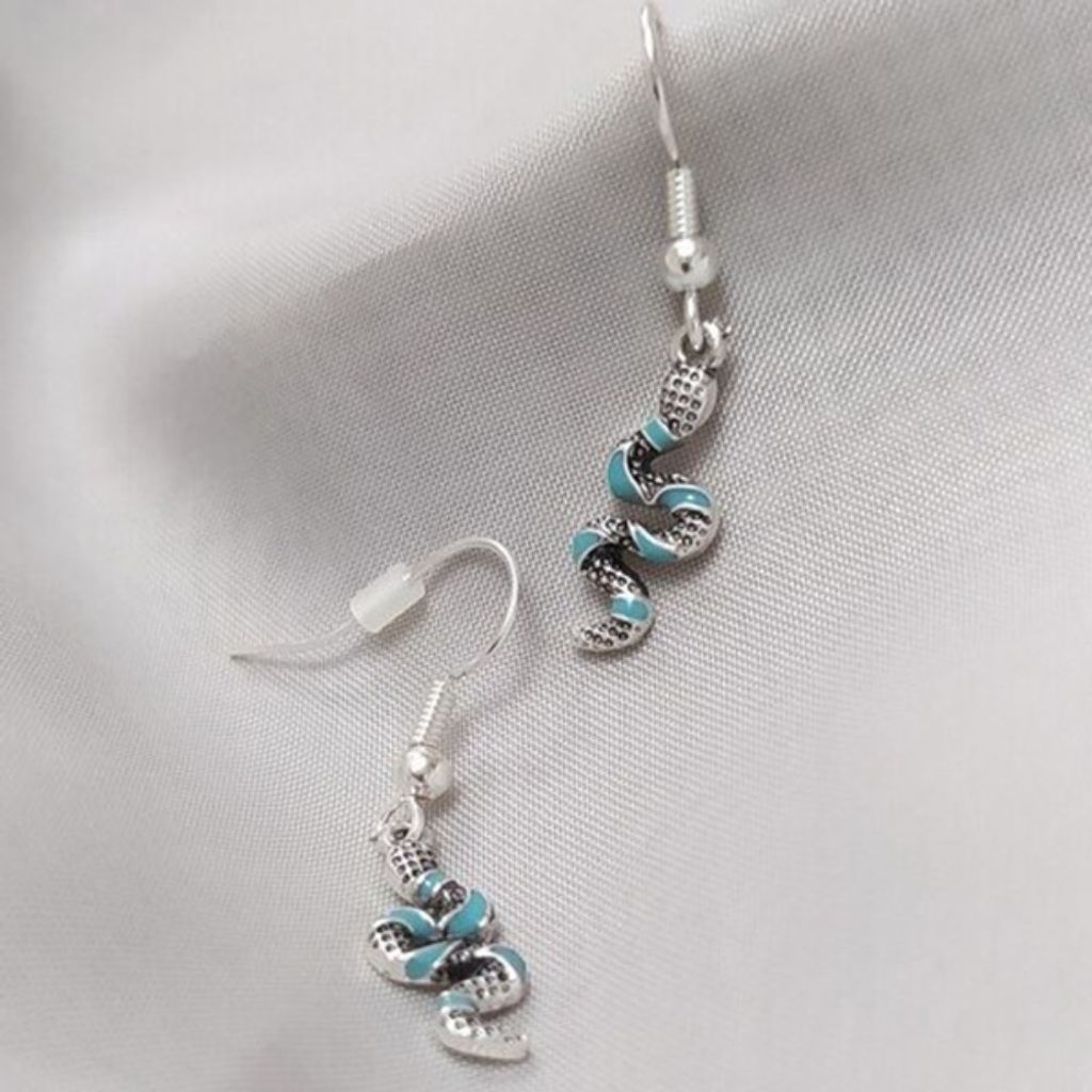 خرید اینترنتی گوشواره آویز زنانه طرح مار - accessory_vay - Gosh 005