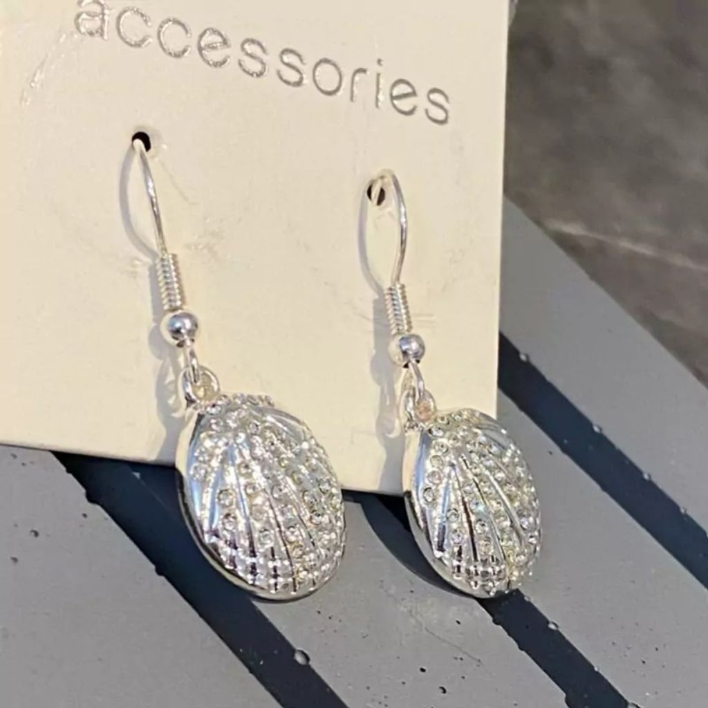 خرید انلاین گوشواره آویز زنانه مدل صدفی - accessory_vay - Gosh 013