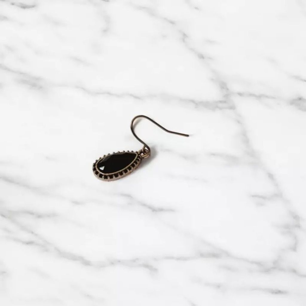 خرید آنلاین گوشواره آویز زنانه مدل اشکی - accessory_vay - Gosh 019