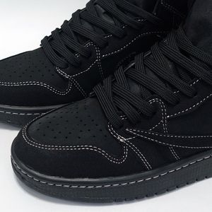 مشخصات نایک ترویس بلک فانتوم ساقدار Travis Black Phantom