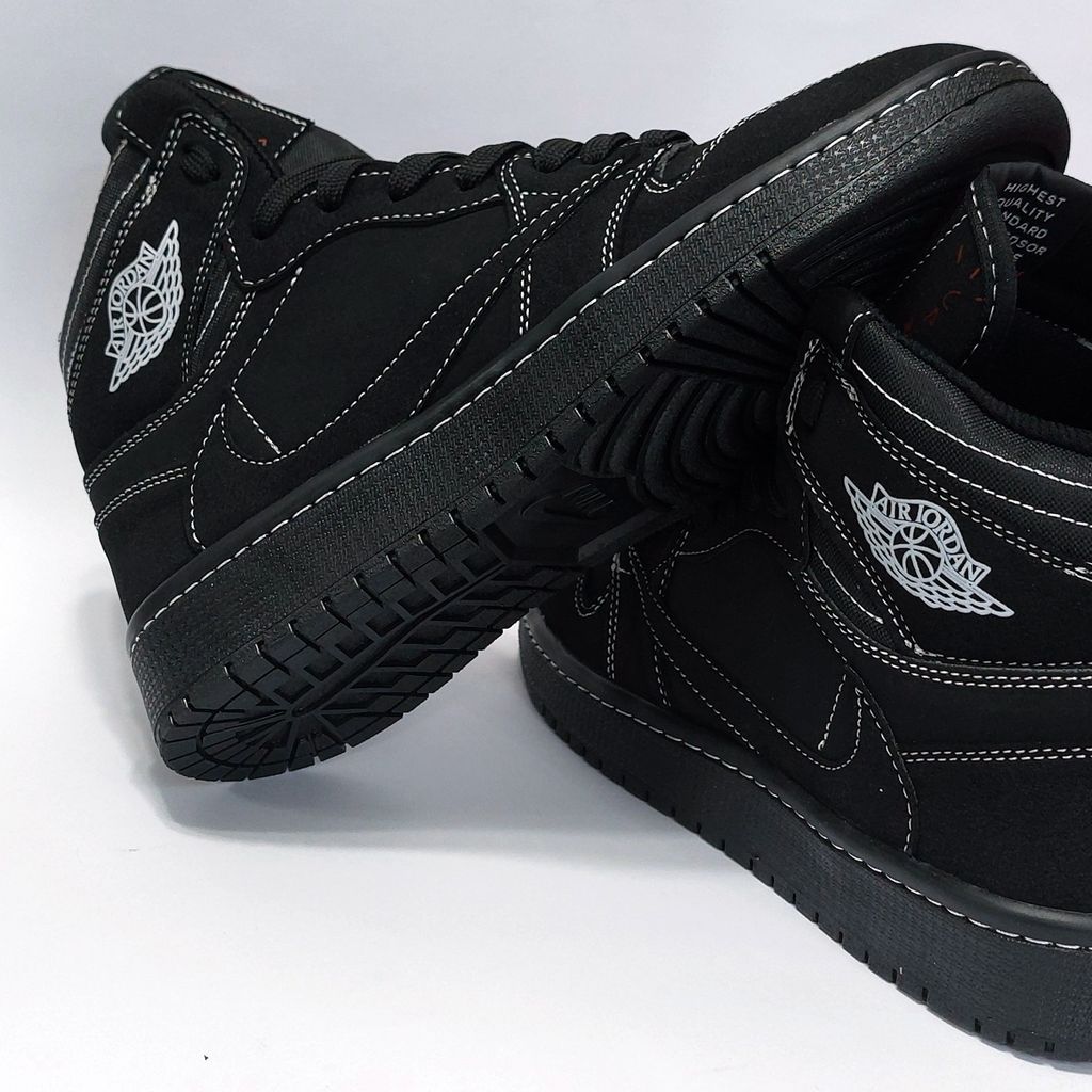 خرید انلاین نایک ترویس بلک فانتوم ساقدار Travis Black Phantom