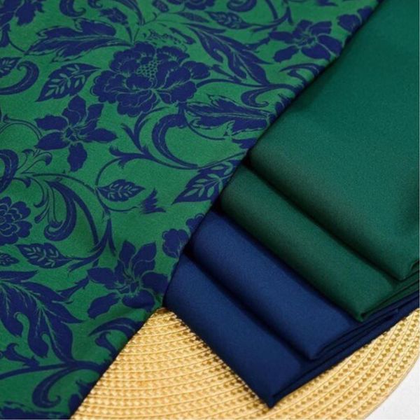 پارچه کرپ فلور طرحدار ترک کشسان