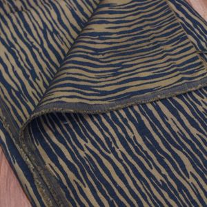 قیمت پارچه مخمل شانل