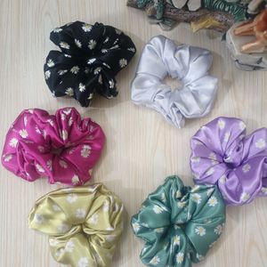 کشمو اسکرانچی ساتن گل بابونه gluyy