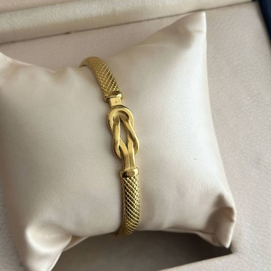 خرید آنلاین دستبند استیل طلایی
