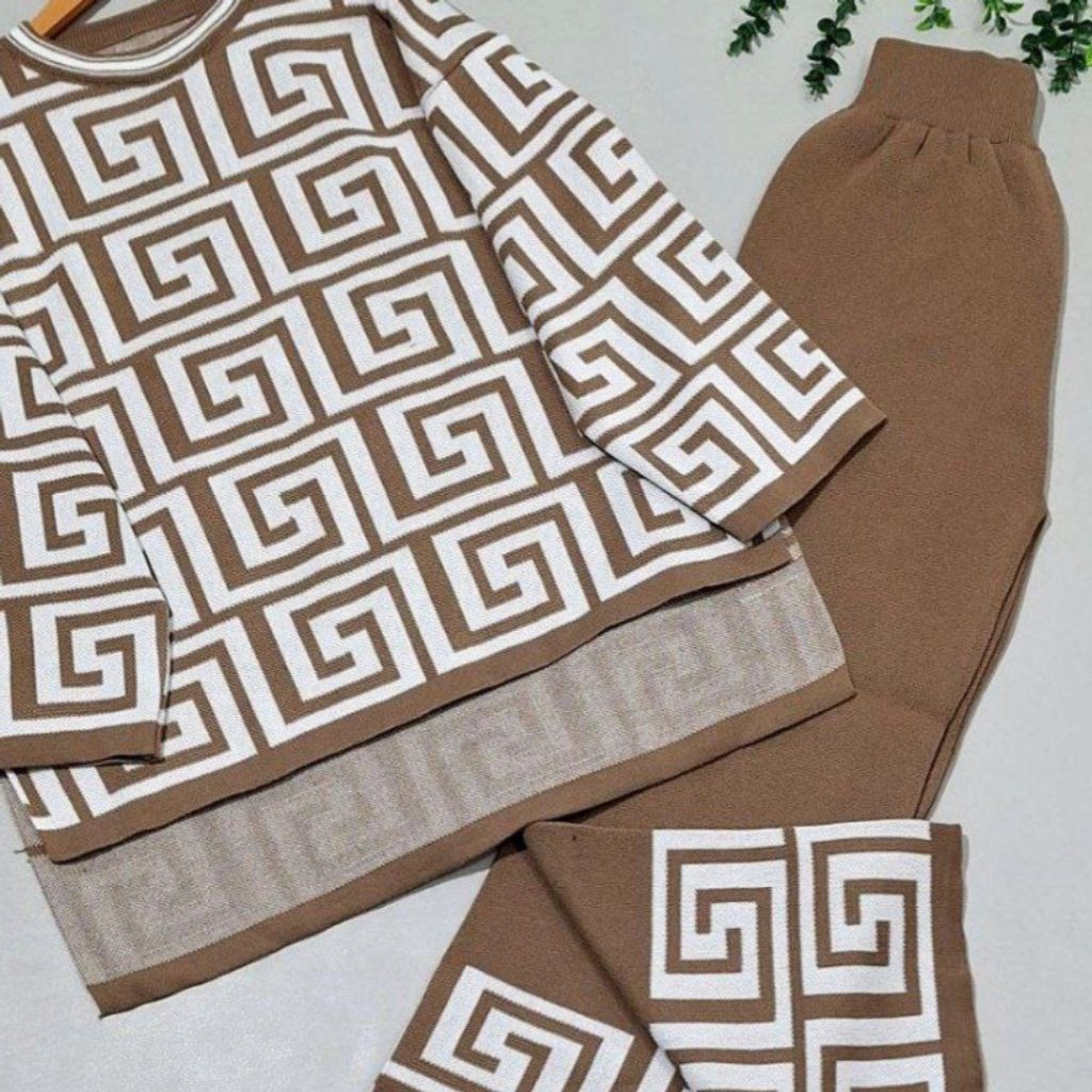 خرید انلاین بلوز و شلوار ورساچ