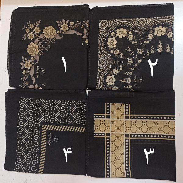 روسری نخی حاشیه طلایی