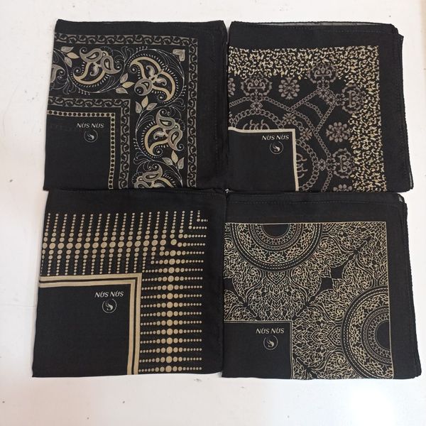 روسری نخی حاشیه طلایی