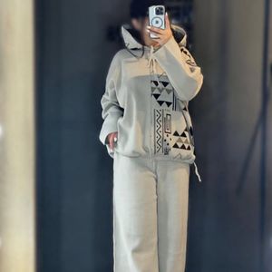 ست هودی شلوار طرح بافت رزا