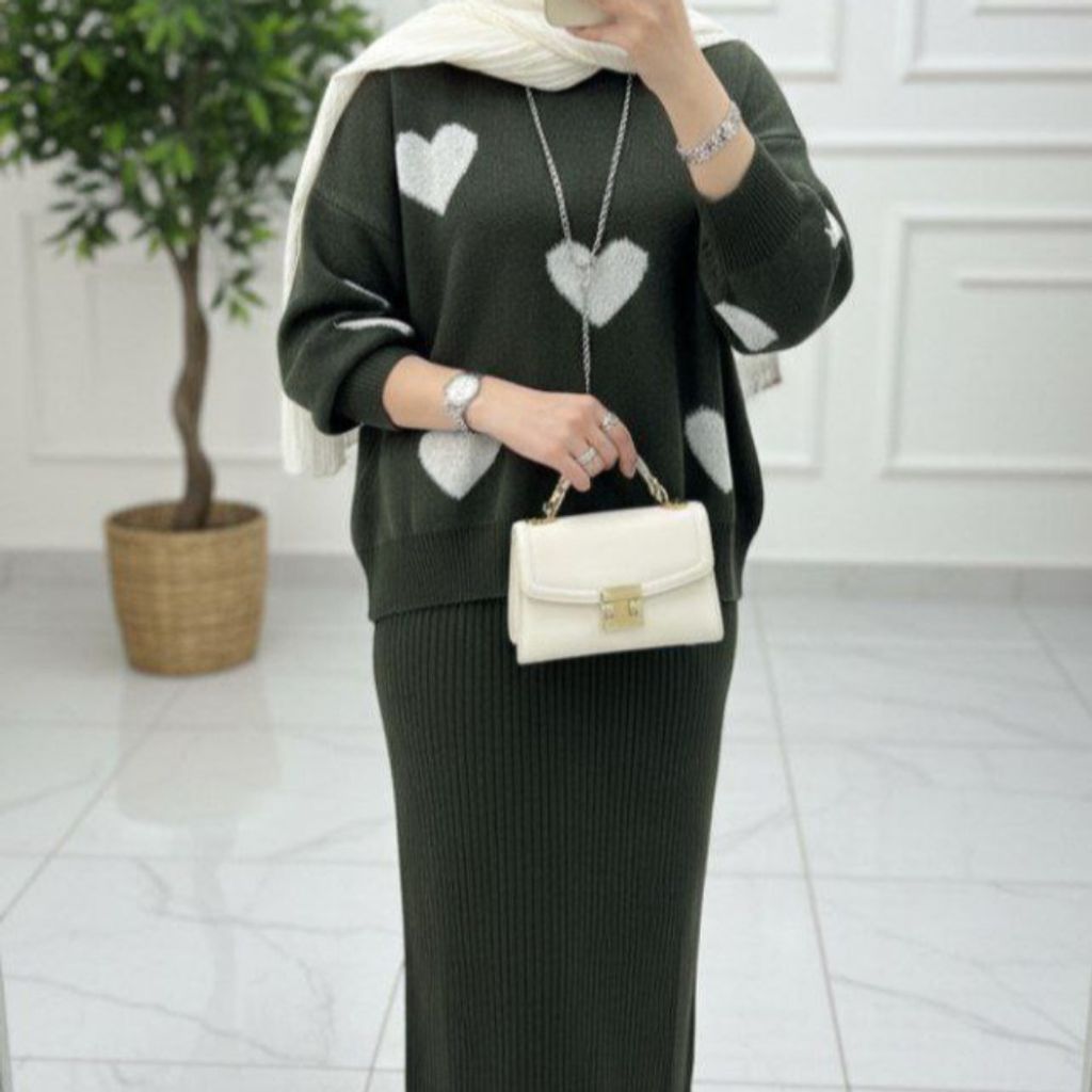 فروش اینترنتی ست زنانه بافت طرح قلب