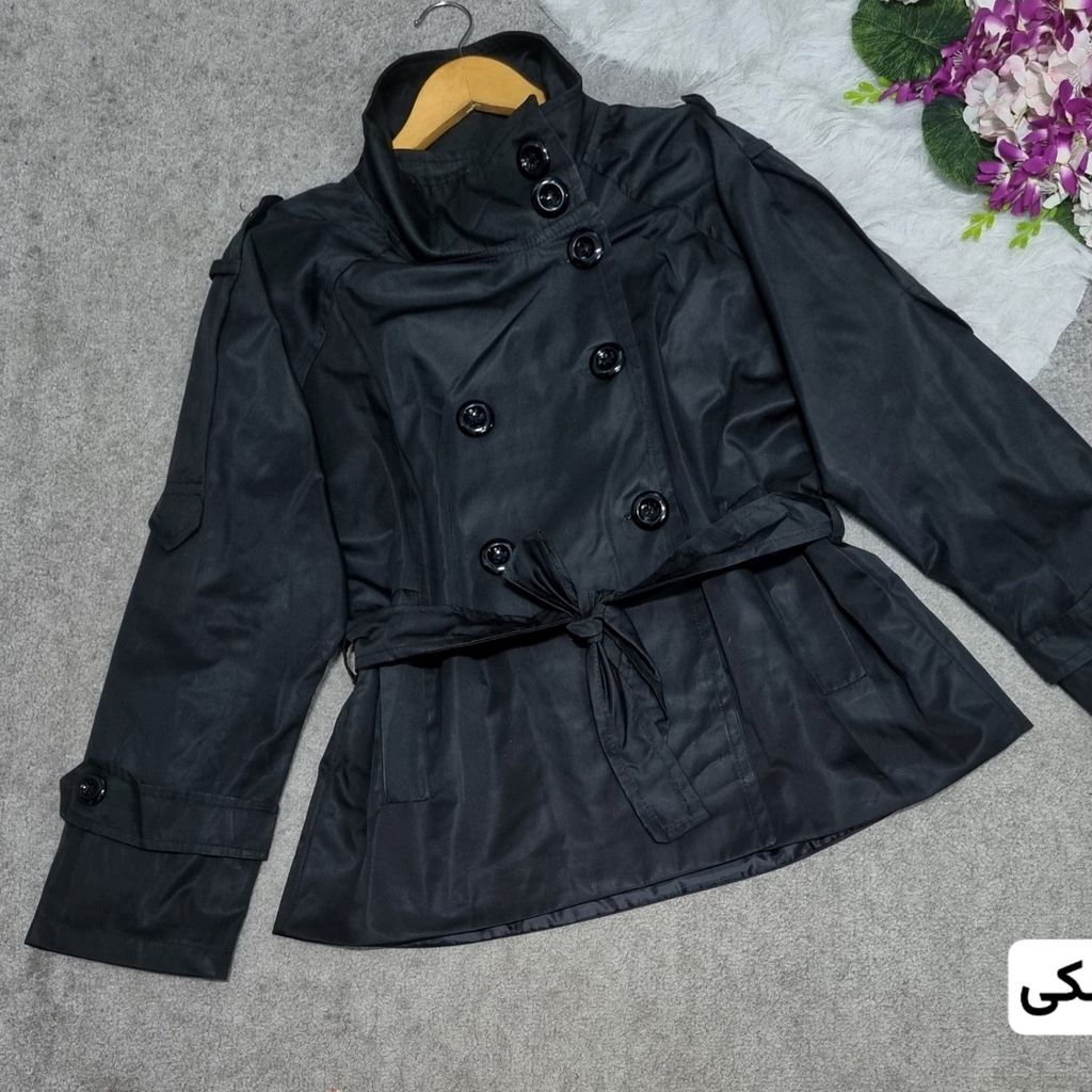 مشخصات بارانی زنانه طرح دلتا