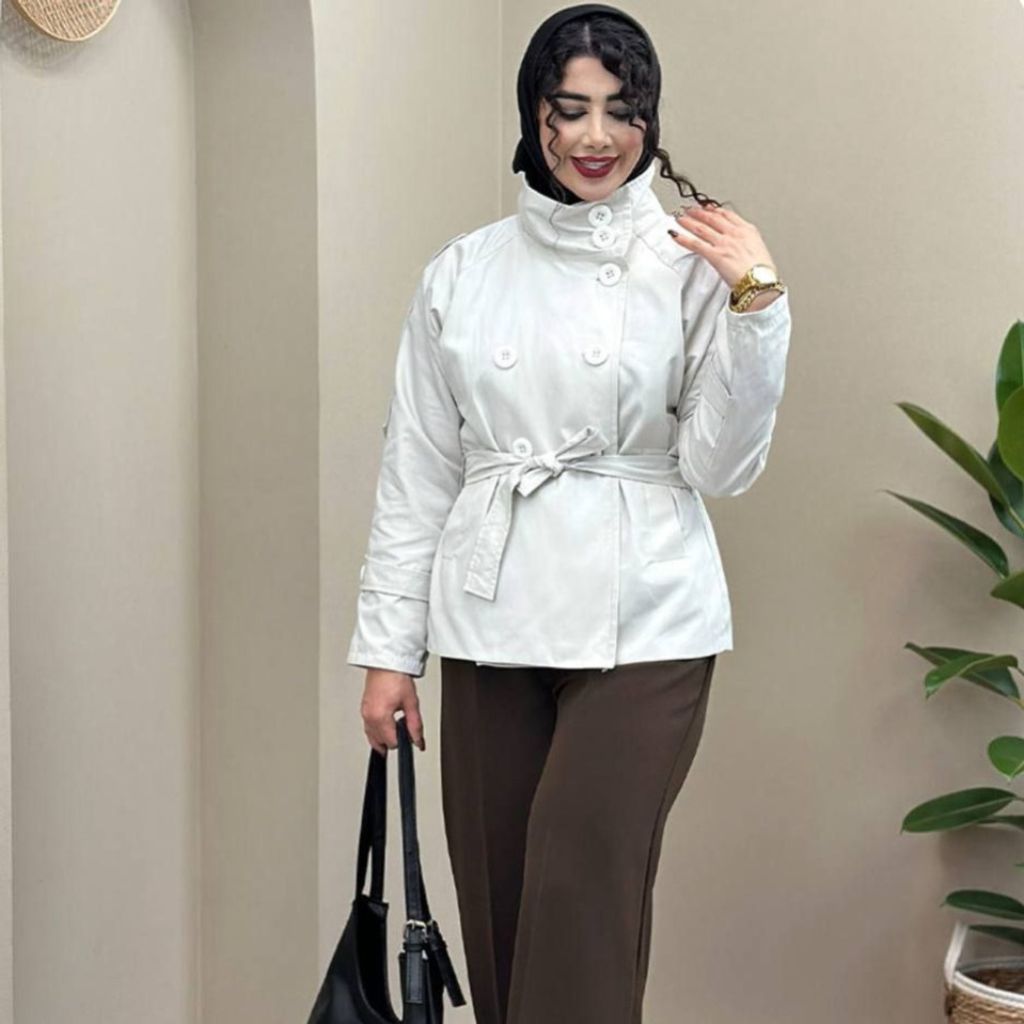 خرید اینترنتی بارانی زنانه طرح دلتا