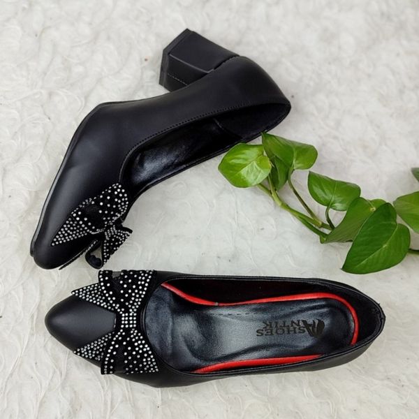 کفش مجلسی زنانه پاخور عالی پاشنه 5 سانت سایز 38 و 39