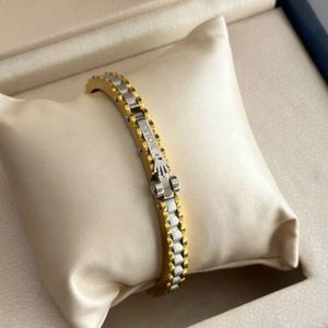 مشخصات دستبند رولکس مردانه