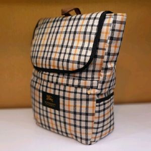 خرید آنلاین کوله پشتی مدل Burberry