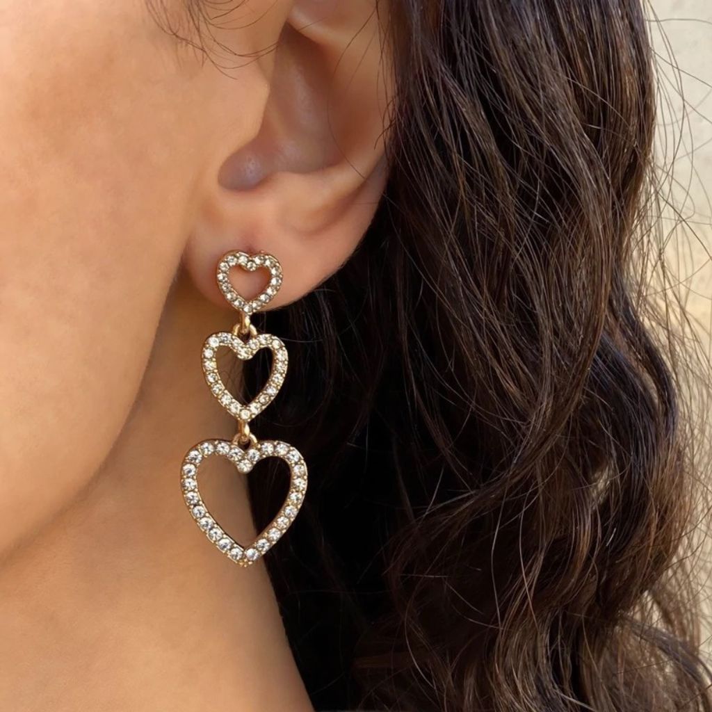 خرید آنلاین گوشواره آویز زنانه مدل قلب - accessory_vay - Gosh 026