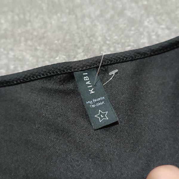 تاپ دکلته مشکی برند kiabi آلمان