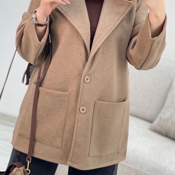 شکت فوتر یقه انگلیسی