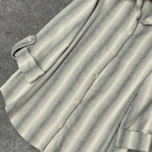 خرید انلاین شومیز پشمی نادی