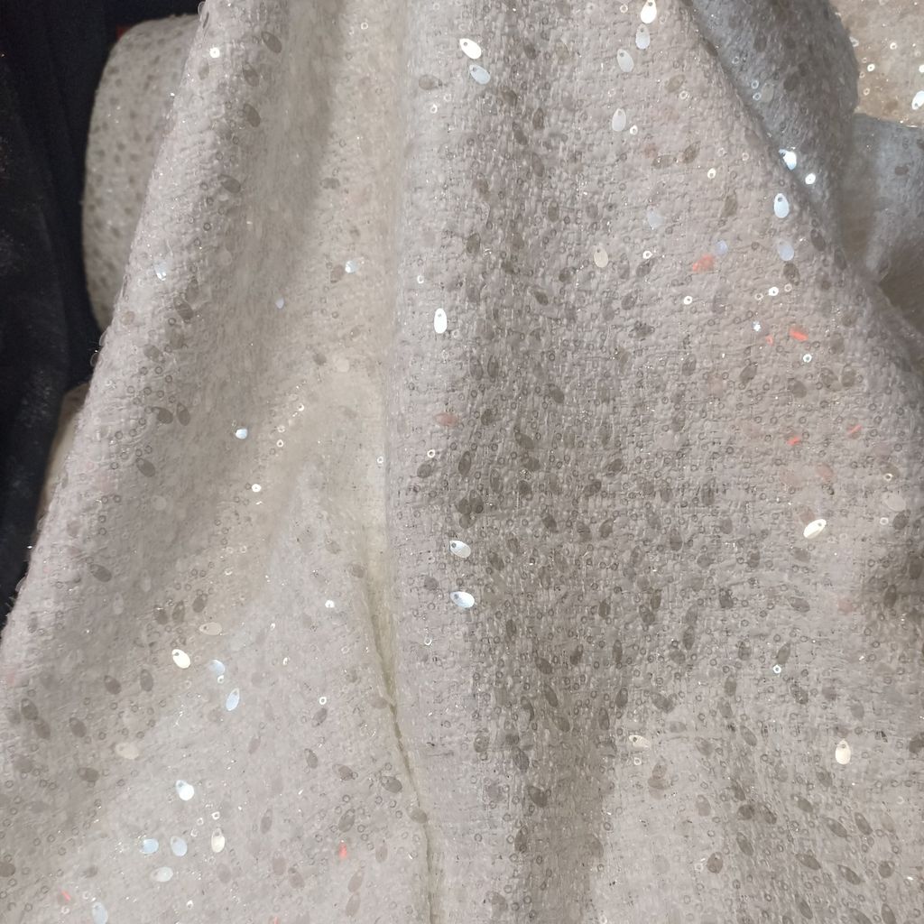 مشخصات پارچه بافت پولکی