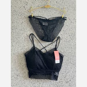 خرید اینترنتی ست نیمتنه وشورت دانتل 