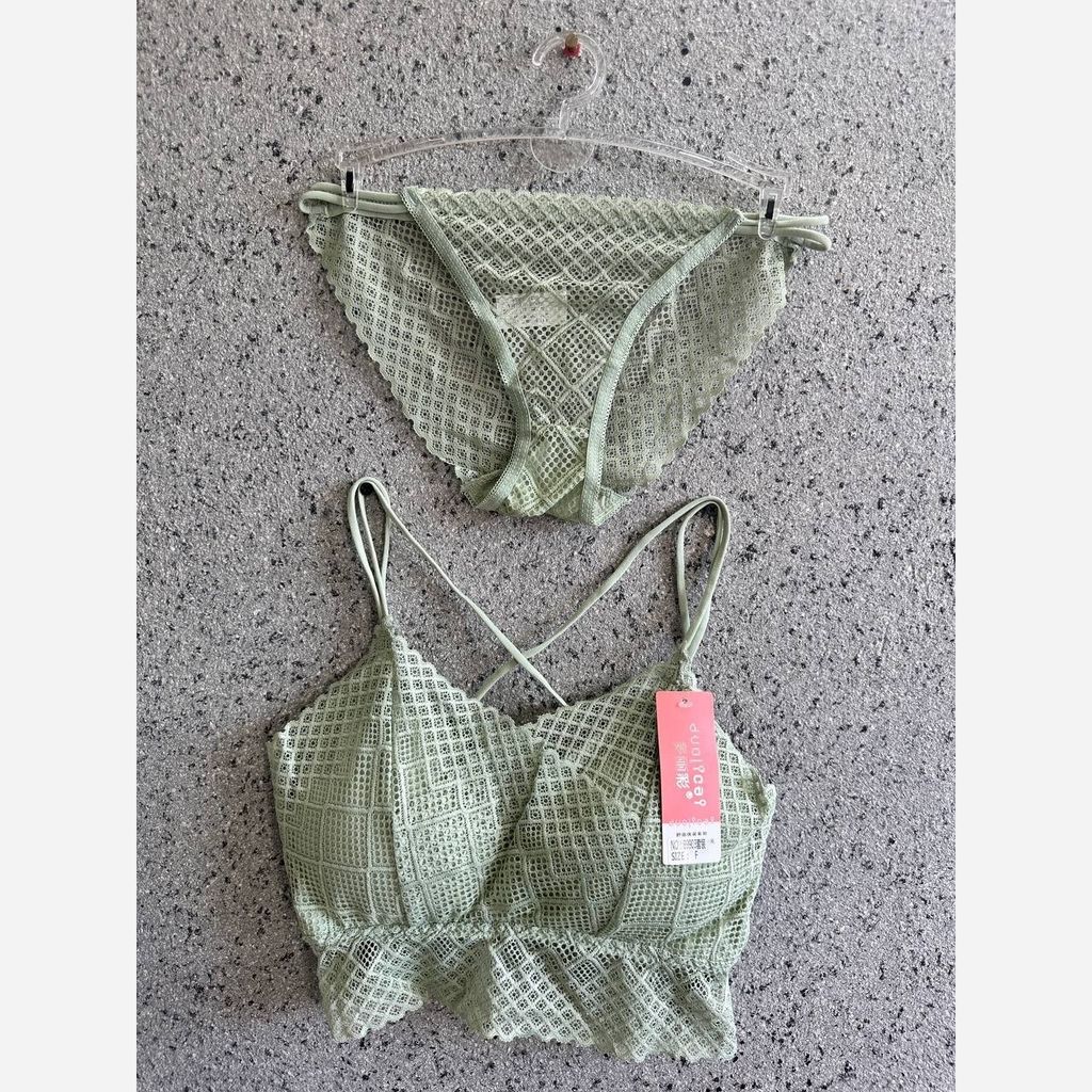 خرید آنلاین ست نیمتنه وشورت دانتل 