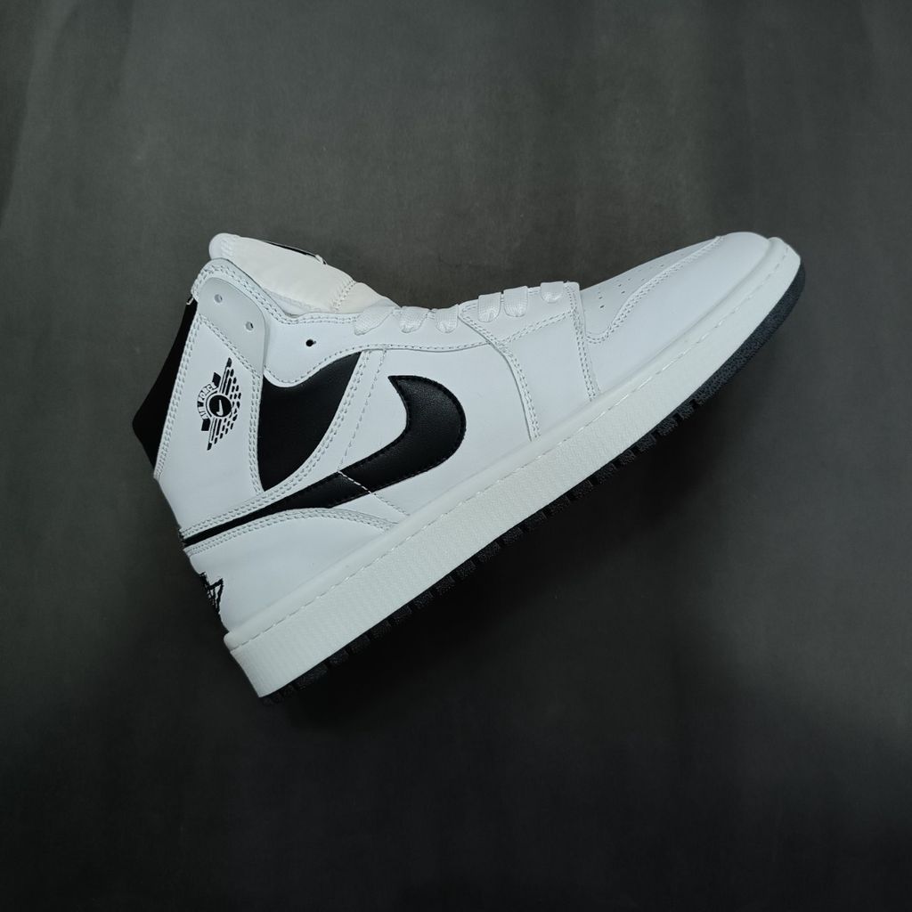 خرید آنلاین کتونی مردانه جردن 1 ساقدار سفید مشکی