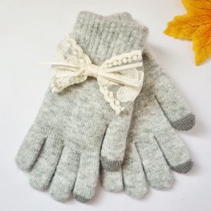 خرید انلاین دستکش زمستانی دخترانه