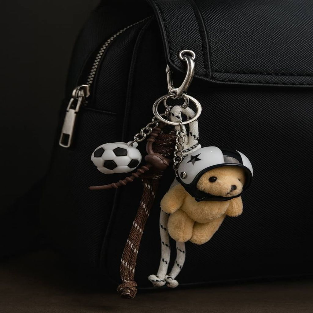 قیمت اویز کیف و کلید زنانه مدل خرس کلاه دار از جنس پولیشی و چرم