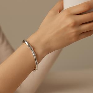 دستبند زنانه بنگل مدل بامبو از جنس استیل