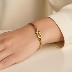 دستبند زنانه بنگل مدل فرد از جنس استیل