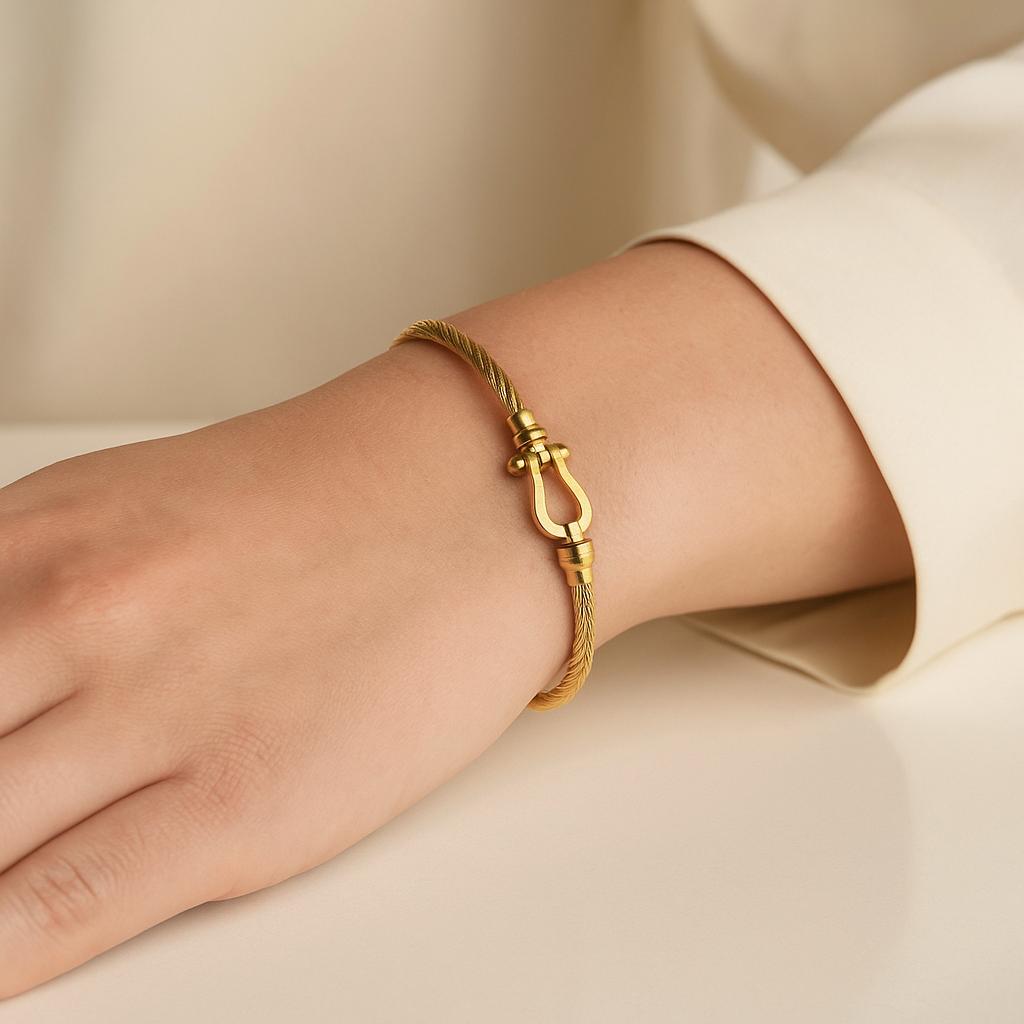 مشخصات دستبند زنانه بنگل مدل فرد از جنس استیل