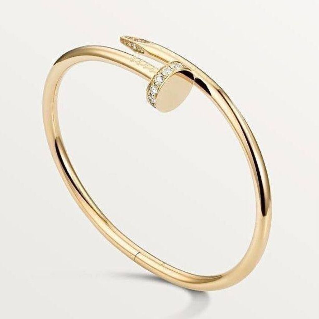 مشخصات دستبند زنانه بنگل کارتیر مدل میخ نگین دار