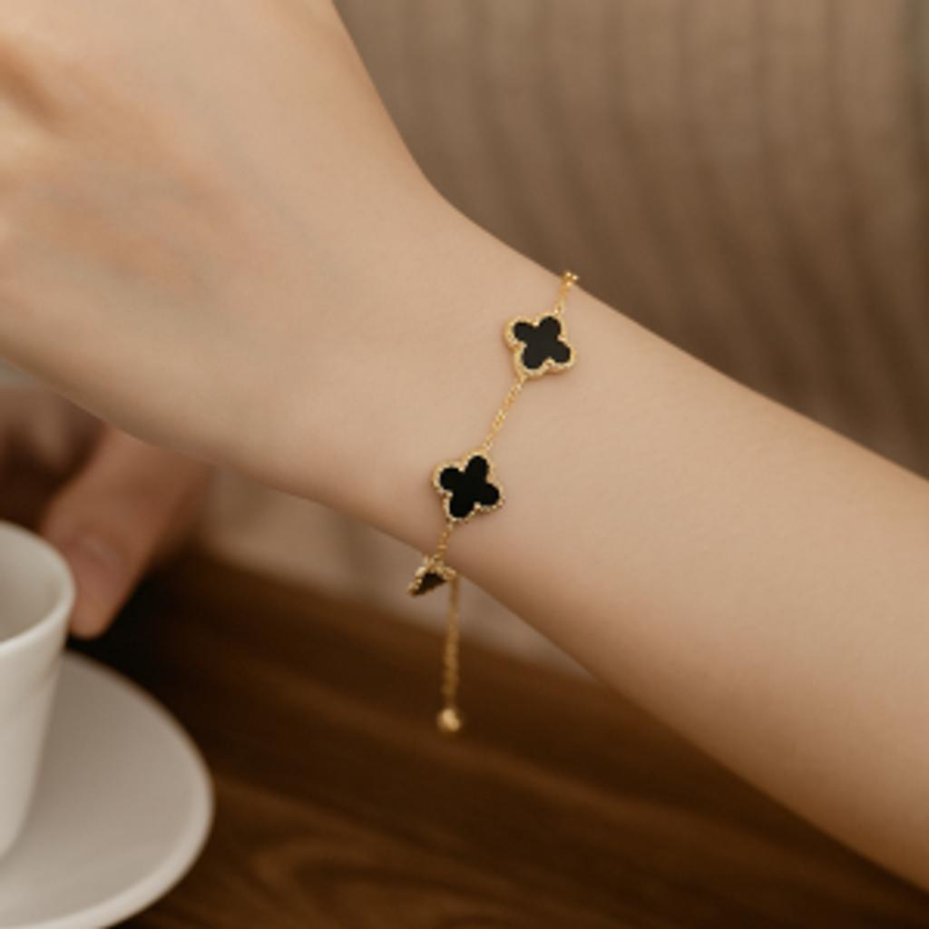 مشخصات دستبند زنانه ونکلیف مدل استیل 5 گل