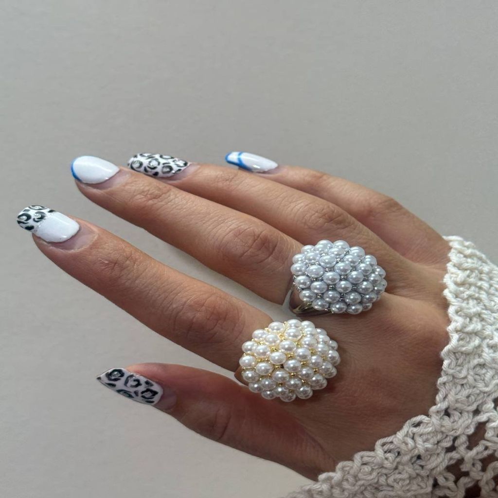 فروش اینترنتی انگشتر زنانه فشن طرح تمام مروارید