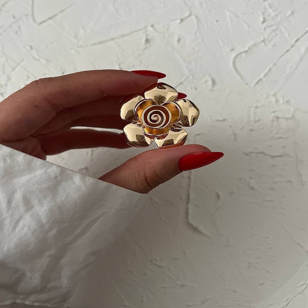 خرید آنلاین انگشتر زنانه پرتوفینو طرح گل رز