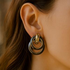 گوشواره زنانه میخی مدل فانتزی از جنس ابکاری رادیوم