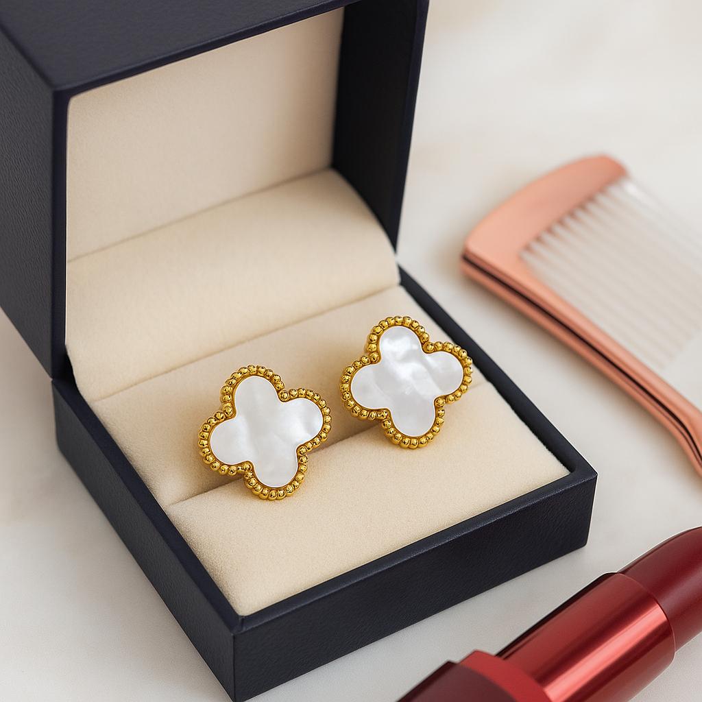 خرید آنلاین گوشواره زنانه میخی مدل ونکلیف استیل