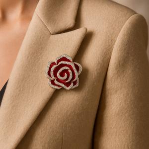 سنجاق سینه زنانه مدل گل رز از جنس ابکاری رادیوم