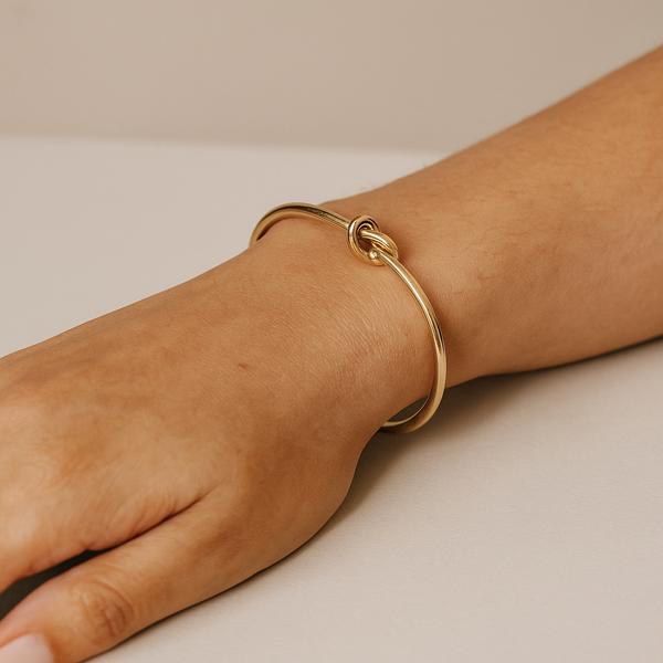 دستبند زنانه بنگل مدل گره از جنس استیل