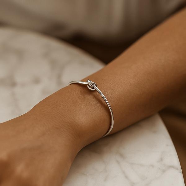 دستبند زنانه بنگل مدل گره از جنس استیل