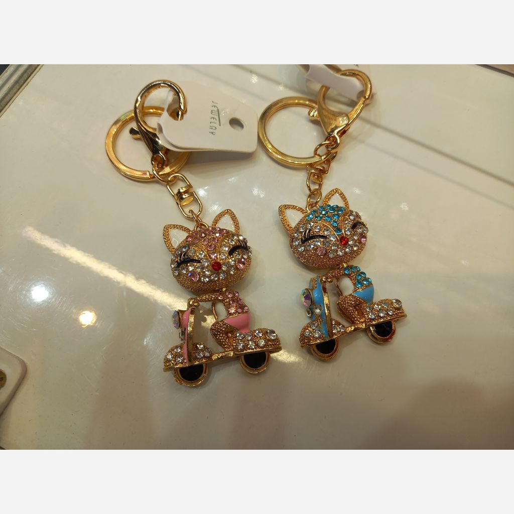 خرید انلاین جاکلیدی روباه موتورسوار